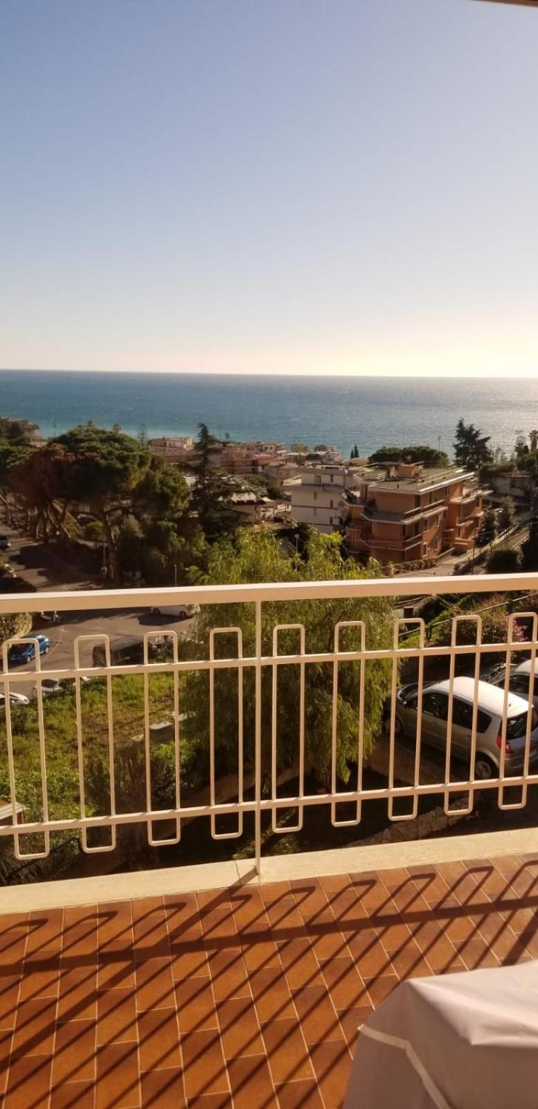Alloggio Sole Ps Sanremo Exterior photo